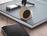 Bambusový magnetický držiak na telefón do ventilačnej mriežky