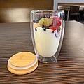 BUGABO Dvojstenný sklenený hrnček s bambusovým viečkom, 500 ml