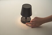 DIALUZ Dobíjacia výsuvná stolná USB lampa, čierna