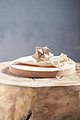 Drevený hlavolam v bavlnenom sáčku
