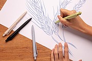 HARBEL Pero zo pšeničnej slamy, svetlomodrá