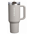 Stanley Quencher® ProTour 1180 ml recyklovaný nerezový izolovaný tumbler s slamkou, sivá
