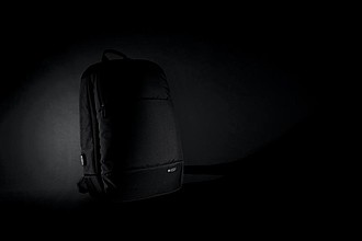 Batoh na notebook s USB prostupem