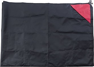 Čierna polyesterová deka v obale, 140x100cm, s červeným rohíkom