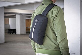Crossbody batoh Brandcharger, čierna