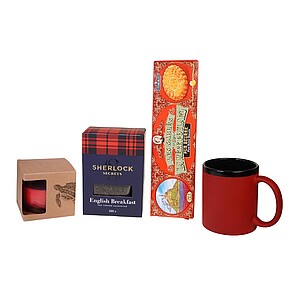 DARELA RED Sada obsahující francouzské sušenky, čaj, svíčku a červený hrnek, v dárkové krabici