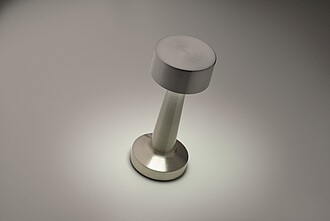 Dobíjecí kovová stolní lampa, stříbrná