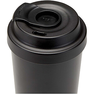 Hampton 480 ml RCS – hrnek z recyklované nerezové oceli s dvojitou stěnou a vakuovou izolací, černá