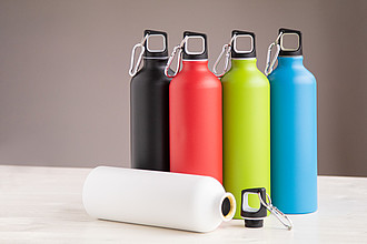 Hliníková láhev na pití, 750ml, matný povrch, černá