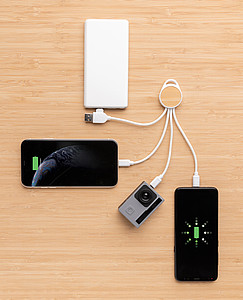 Kapesní nabíjecí kabel 6 v 1 Ontario z RCS recykl. plastu
