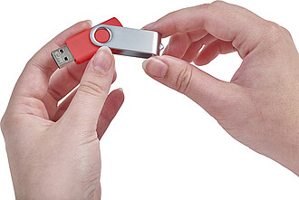 KARKULA USB flash disk kapacita 16GB, stříbrno červená