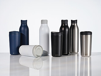 Láhev na vodu 600ml z nerezové oceli, námořní modrá
