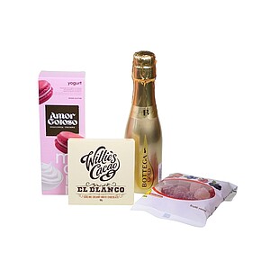 LUXURIOUS Dárkové balení (Mandlové makronky s příchuti yogurtu, Italské želatinové bonbóny s ovocnou šťávou z malin a ostružin, Lahodná bílá čokoláda s malinami, Prosseco Bottega Gold Brut)