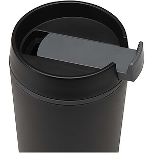 Plastový hrnek Sedona o objemu 480 ml s dvojitou stěnou, černá