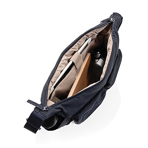 Polstrovaná crossbody taška KENTO URBAN RCS z recyklovanéh, námořní modrá