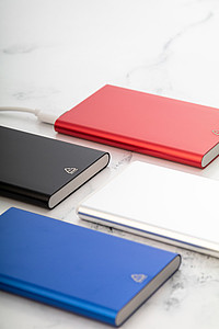 Powerbanka 4000mAh z recyklovaného hliníku, modrá