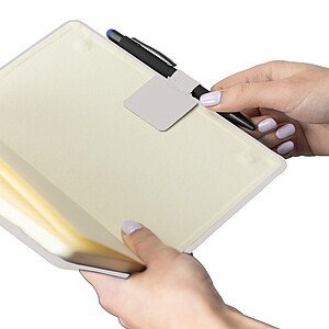 Samolepka spoutkem na pero, bílá