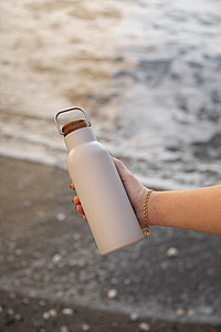 Termo láhev na pití z recyklované oceli, 580ml, šedá