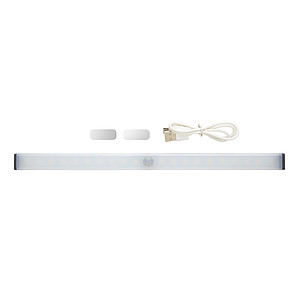 Velké LED světlo s pohybovým senzorem a USB nabíjením, stříbrná