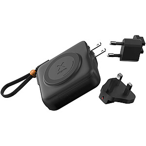 Xtorm TravelPro 30W cestovní nabíječka 3 v 1 s kapacitou 10 000 mAh, černá